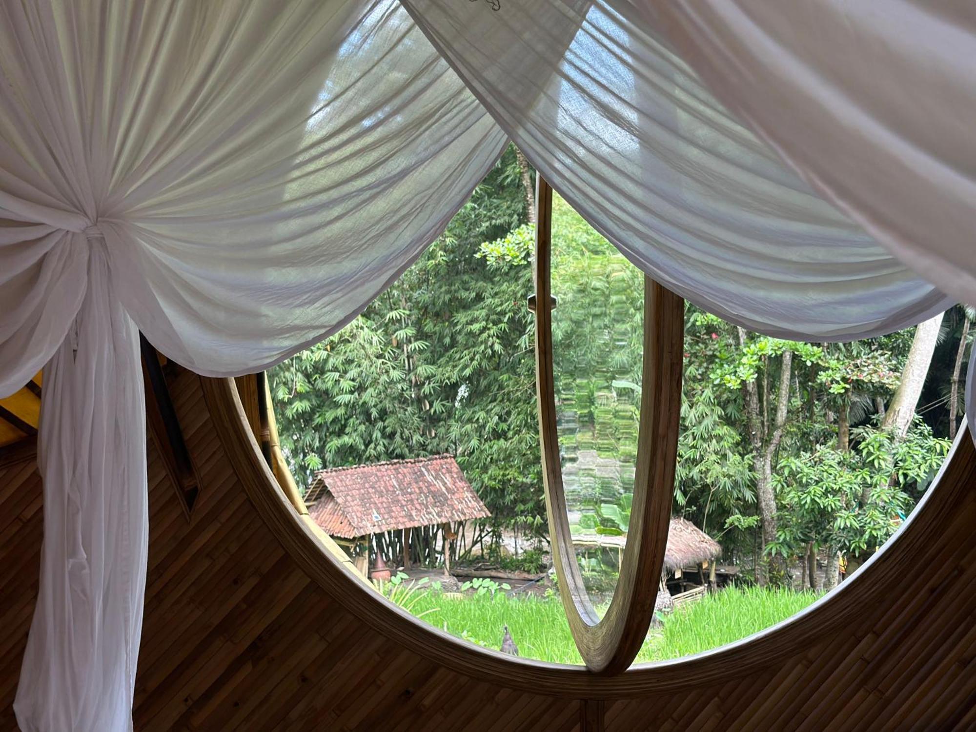 Bambu Indah Resort Ubud Exterior foto